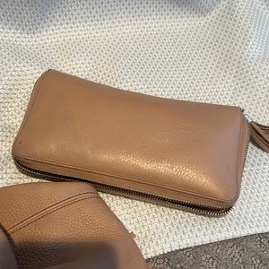 Gucci calf skin leather wallet